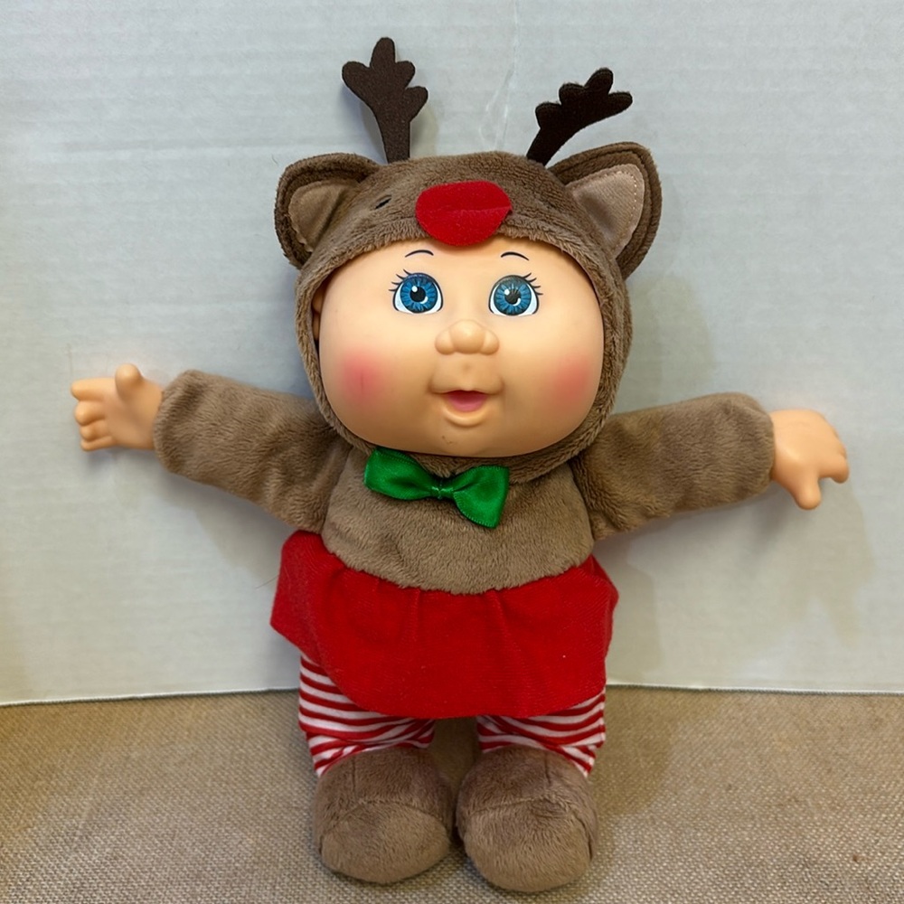 Cabbage Patch Cuties Holiday Helpers Plush Doll